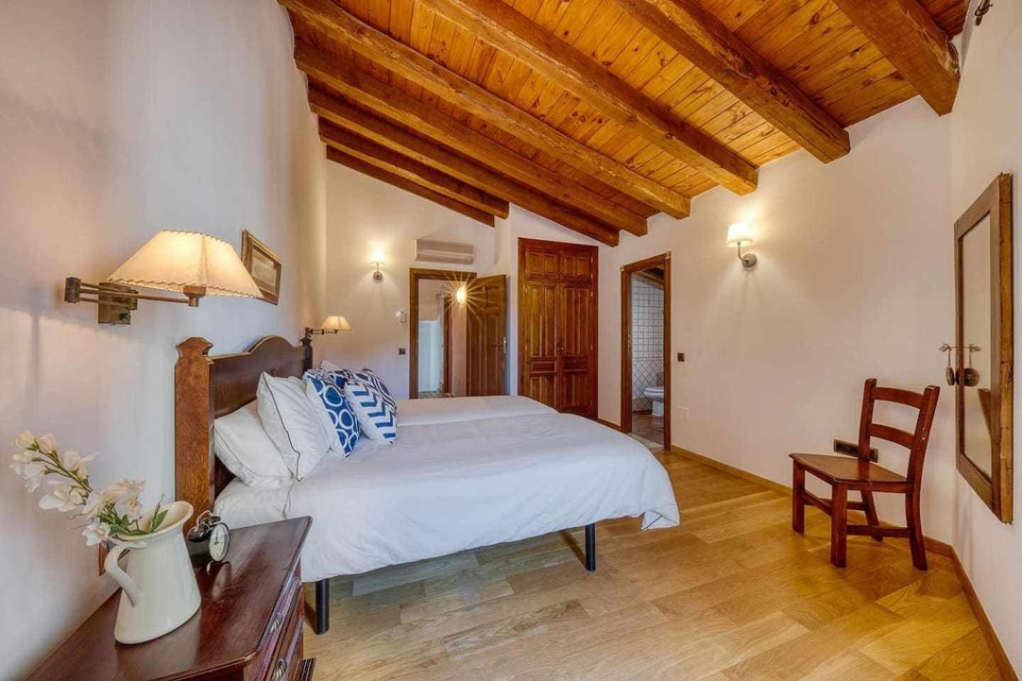 Cuesta Del Reloj Guest House Piedralaves Ngoại thất bức ảnh