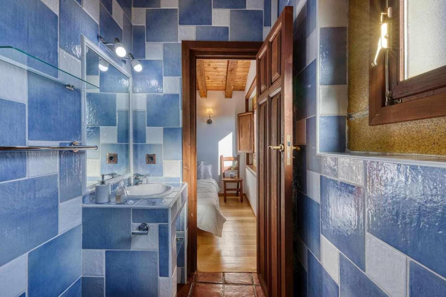 Cuesta Del Reloj Guest House Piedralaves Ngoại thất bức ảnh