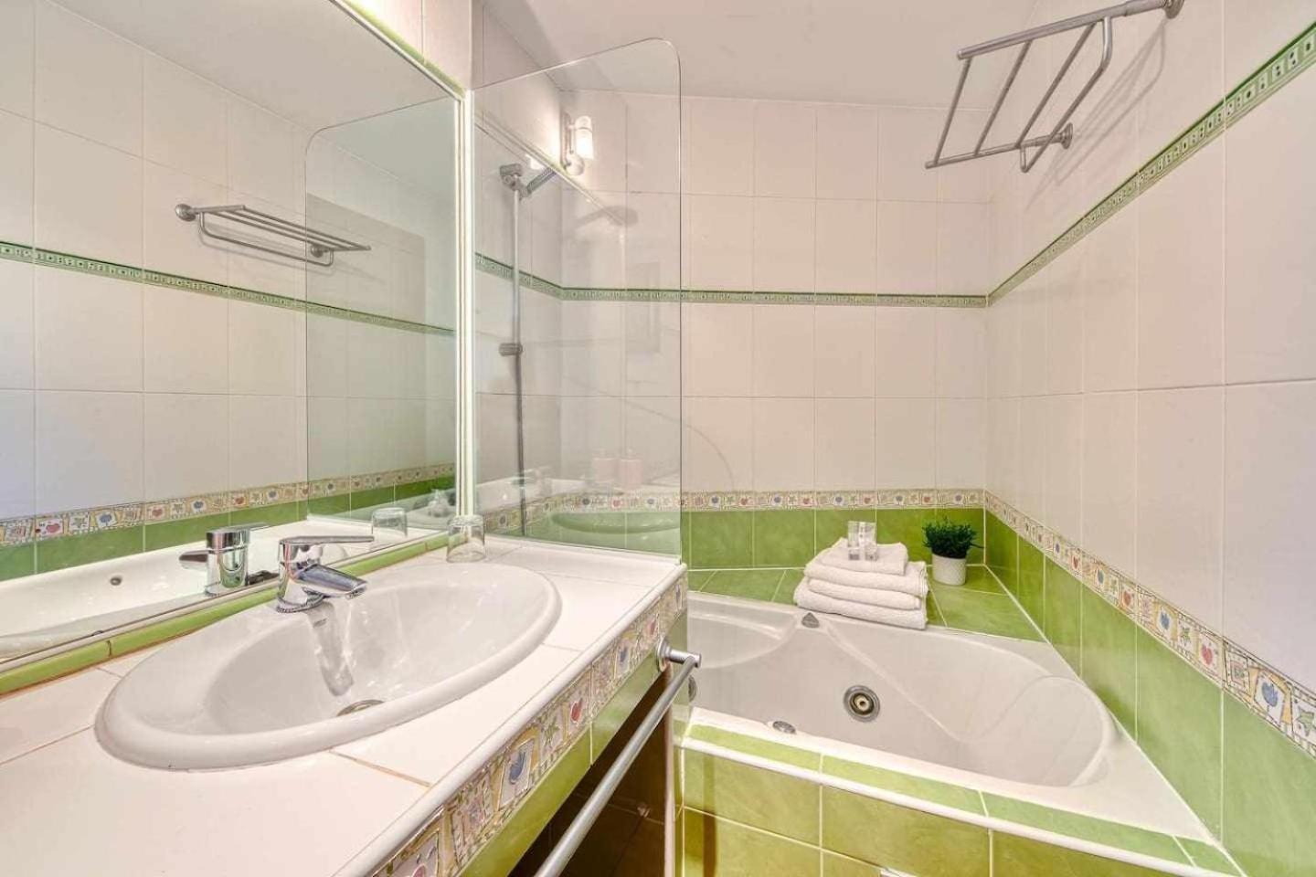 Cuesta Del Reloj Guest House Piedralaves Ngoại thất bức ảnh