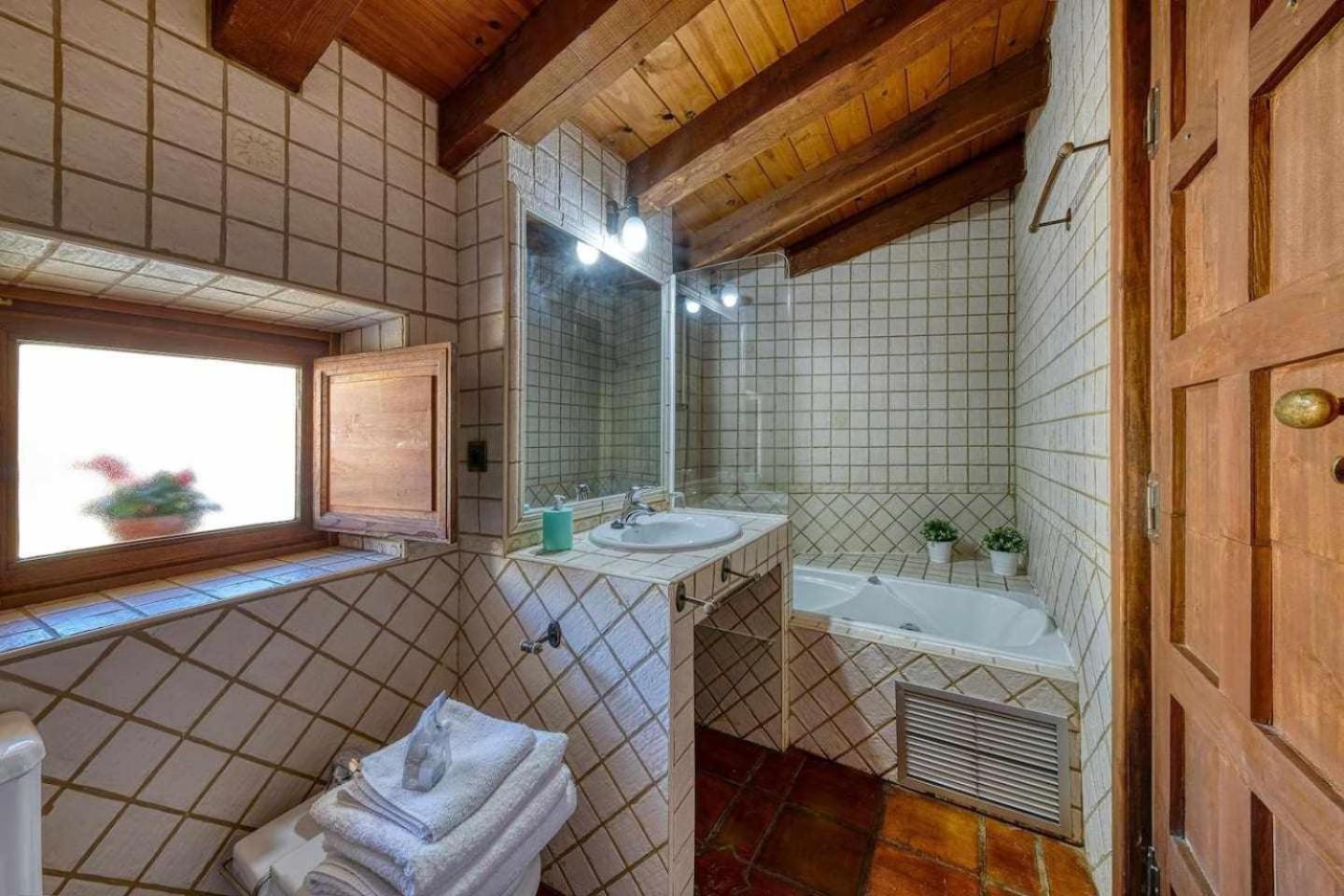 Cuesta Del Reloj Guest House Piedralaves Ngoại thất bức ảnh