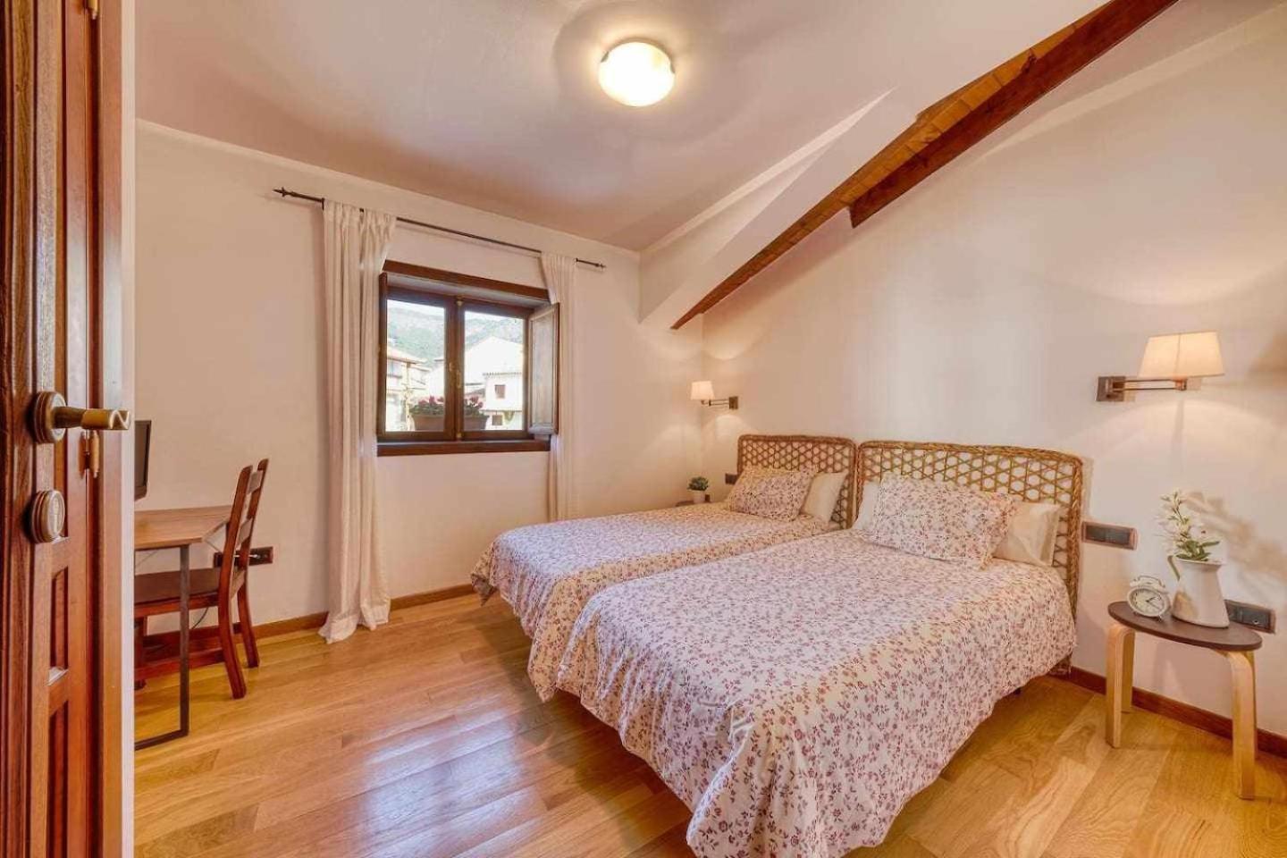 Cuesta Del Reloj Guest House Piedralaves Ngoại thất bức ảnh