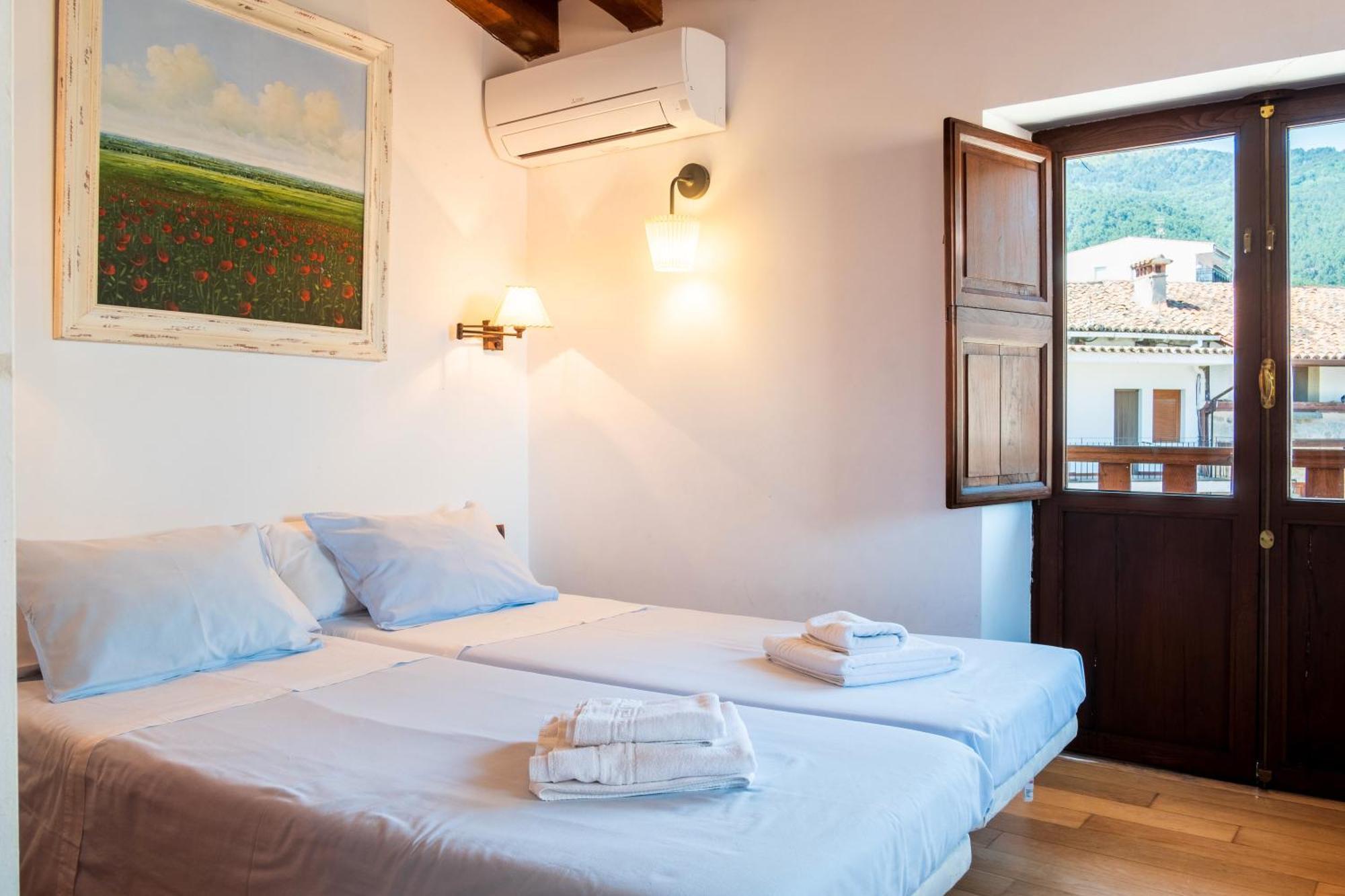 Cuesta Del Reloj Guest House Piedralaves Ngoại thất bức ảnh