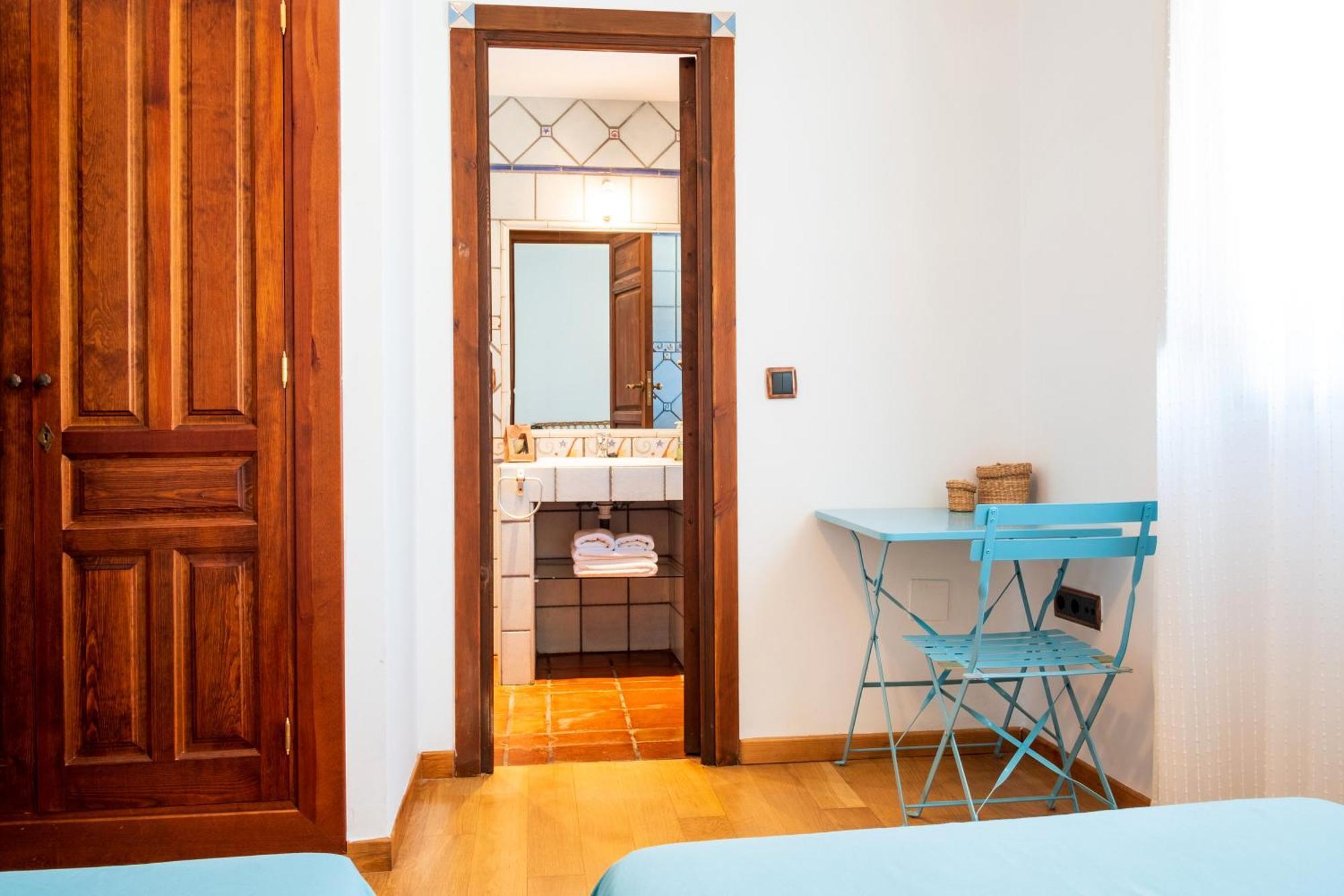 Cuesta Del Reloj Guest House Piedralaves Ngoại thất bức ảnh